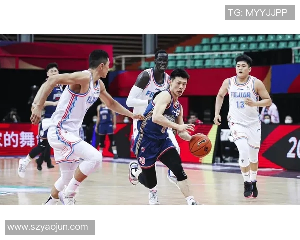 足球篮球双星闪耀赛场跨界合集展现最强运动魅力